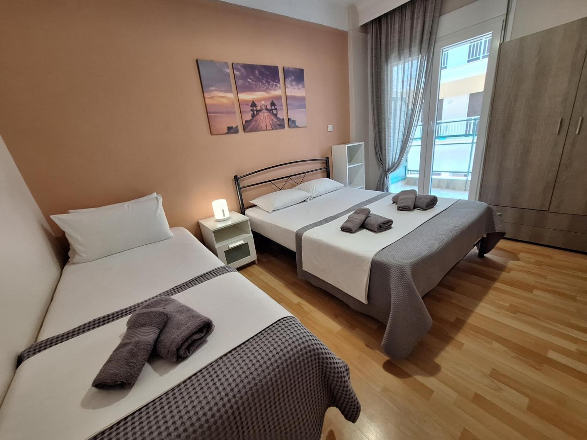 Cozy Apartment In The City Center Солун Екстериор снимка